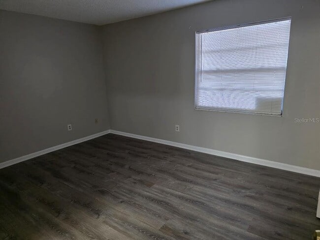 Building Photo - 2031 Pine Chace Ct