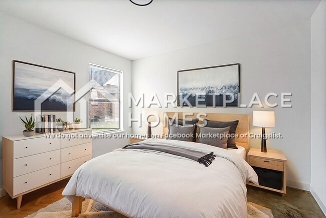 Building Photo - 801 Goodwyn St