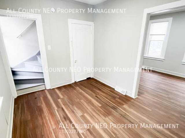 Building Photo - 3500 W 135th St