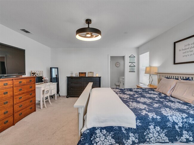 Building Photo - 25623 Balsamroot Dr