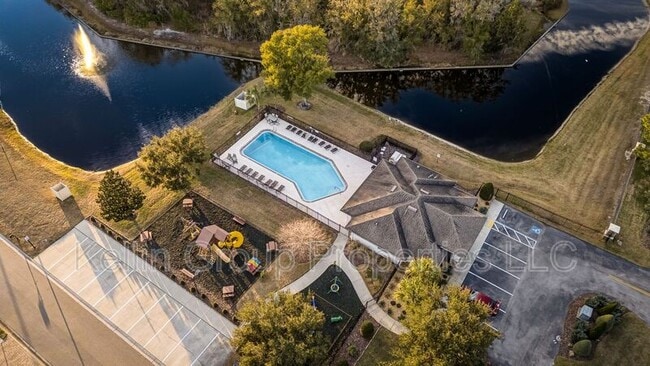 Building Photo - 1455 Silver Leaf Dr