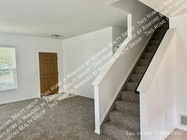Building Photo - 8295 St Helena Dr