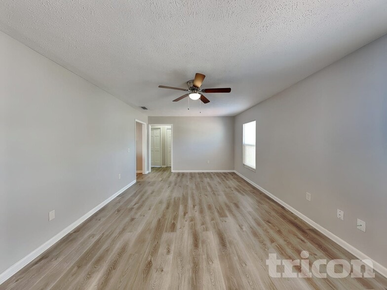 Building Photo - 604 Barkfield Loop