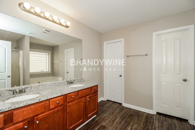 Building Photo - 7697 Battle Way