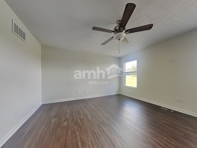Building Photo - 5132 Chandler Crossing
