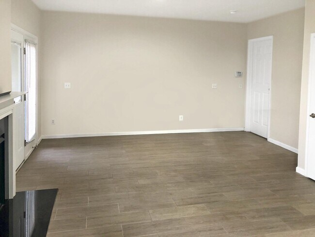 Building Photo - 43450 Hopestone Terrace