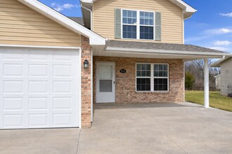 Building Photo - 1604-1606 Citadel Dr.