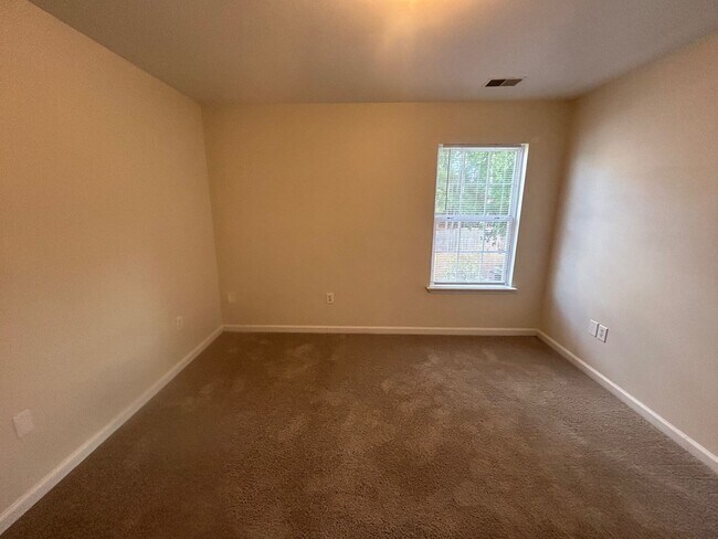Building Photo - 168 Canal Pl Cir