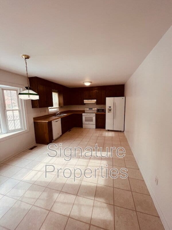 Building Photo - 5127 Timbercreek Ct