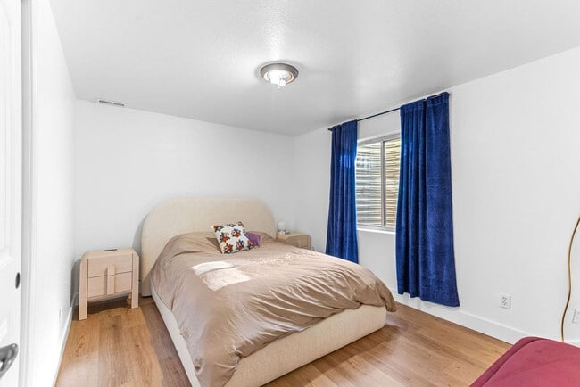 Building Photo - 2225 Timber Creek Dr