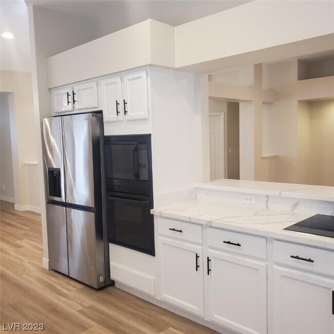 Building Photo - 5316 Rim View Ln