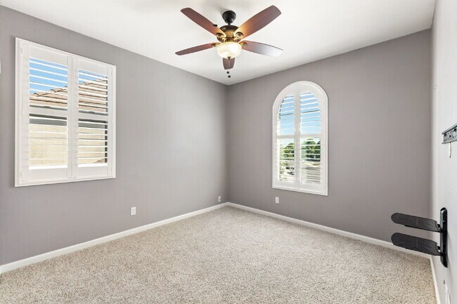 Building Photo - 5816 Amnest Way