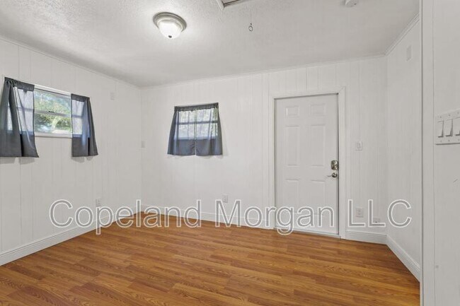 Building Photo - 3600 46th St N