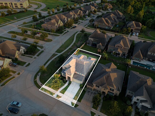 Building Photo - 1107 Passion Flower Wy