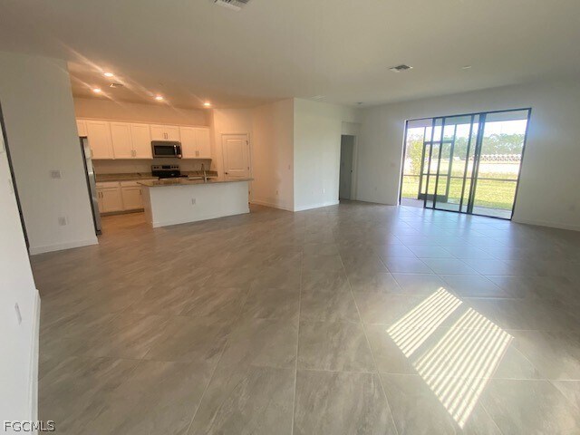 Building Photo - 11211 Timber Creek Dr