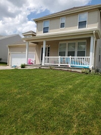 Building Photo - 15720 Berry St