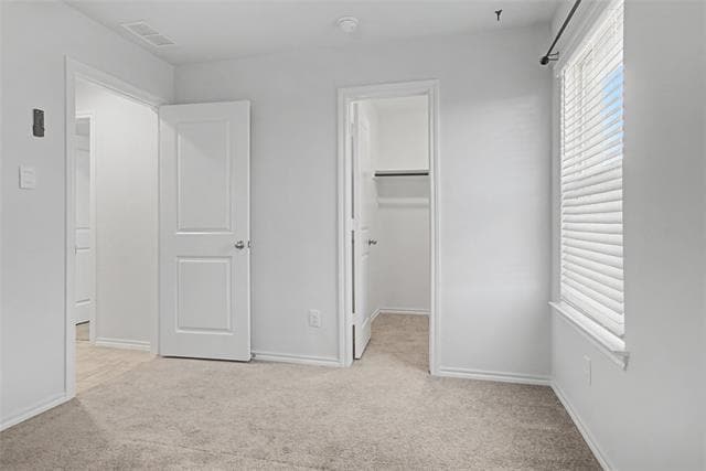 Building Photo - 724 Basteen Ln