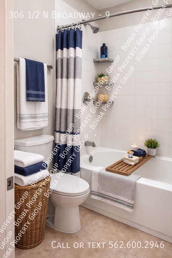 Building Photo - 306 1/2 N Broadway-9