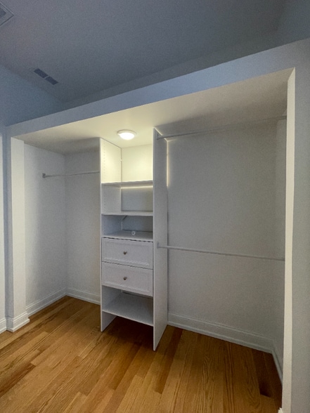 Building Photo - 2148 N Kedzie Blvd