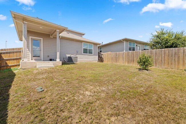 Building Photo - 7713 Jacobean WY