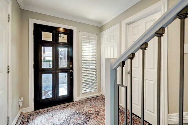 Building Photo - 4732 Post Oak Timber Dr