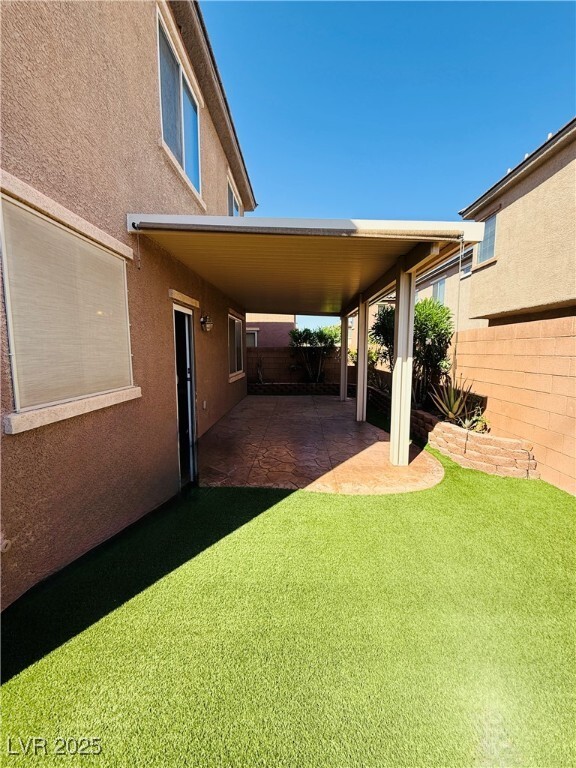 Building Photo - 693 Calamus Palm Pl