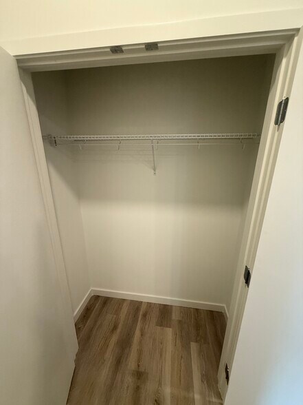 Building Photo - 145 NW 31st St