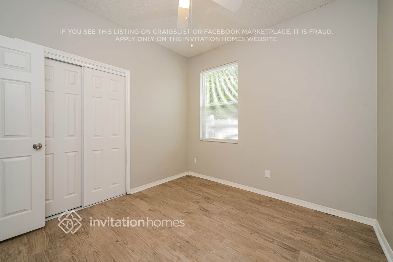 Building Photo - 1952 Bridgeview Cir