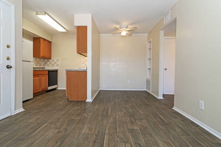 Building Photo - 3736 Bonnie Dr