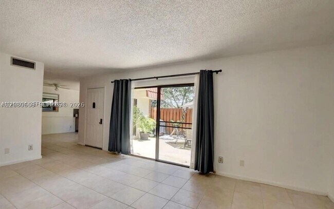 Building Photo - 3103 Spanish Wells Dr