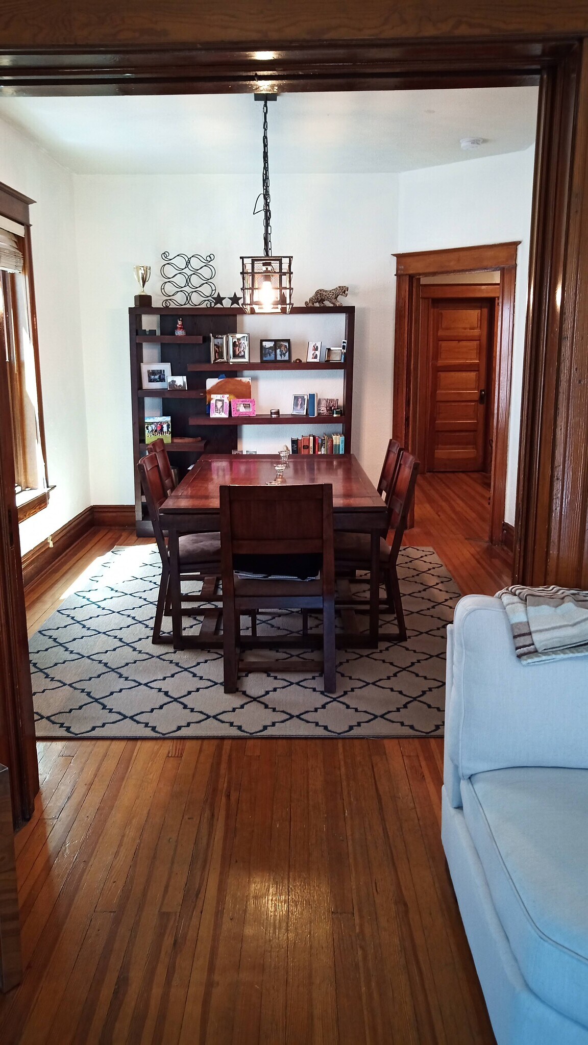 Building Photo - 2415 N Vine St