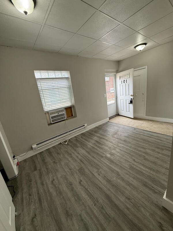 Building Photo - 3512 Dodge St