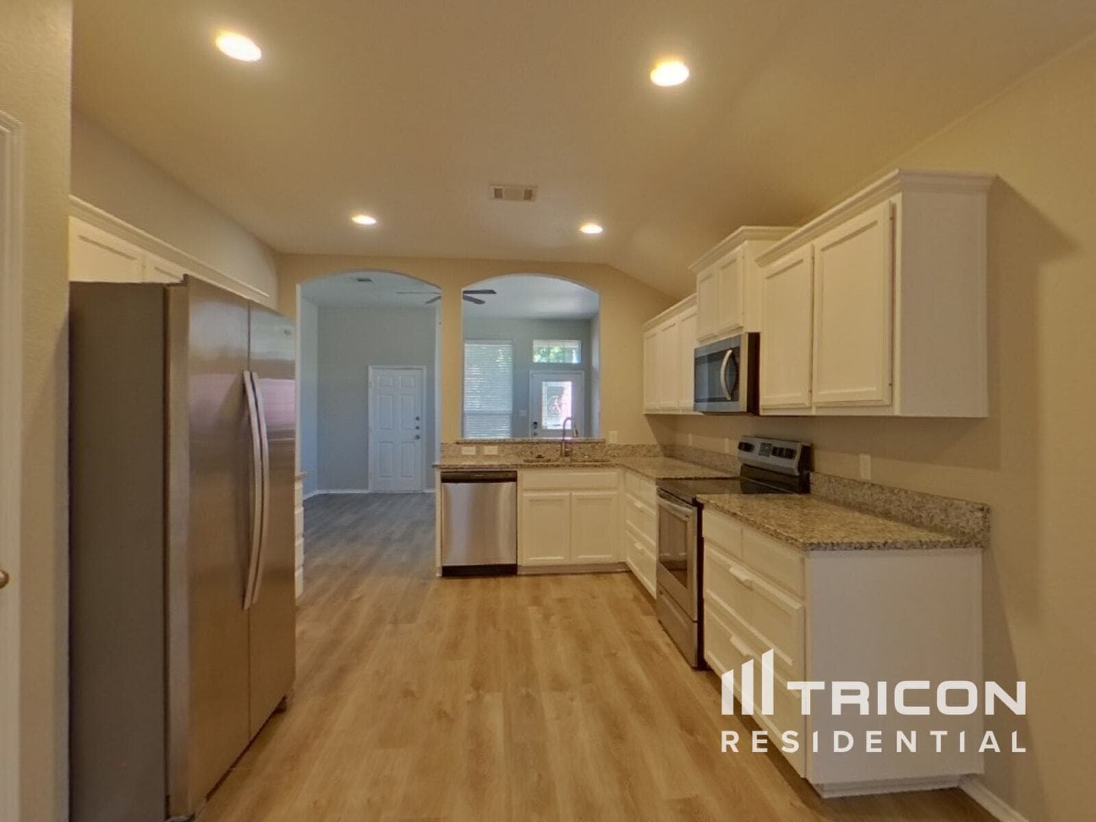 Building Photo - 4805 Cedar Springs Dr