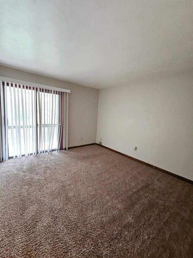 Building Photo - 2917 Woodrich Dr