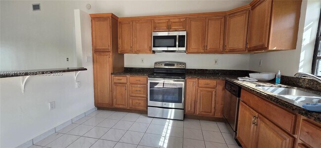 Building Photo - 15238 SW 58th Terrace