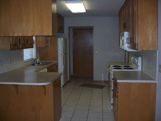 Building Photo - 3417 N Sandpiper Dr