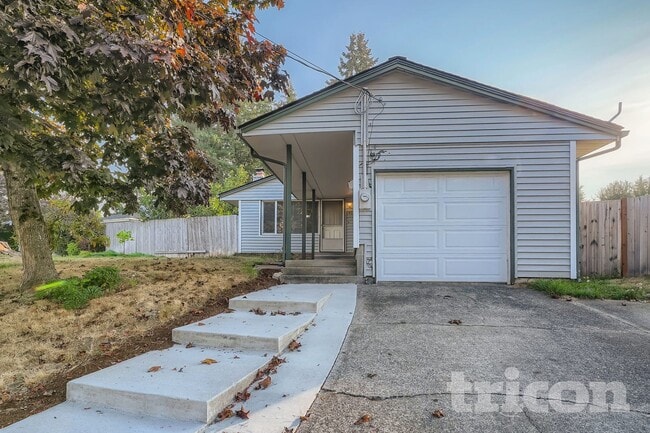 Building Photo - 645 S 91st St