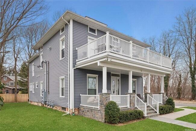 Building Photo - 15 Summit Pl