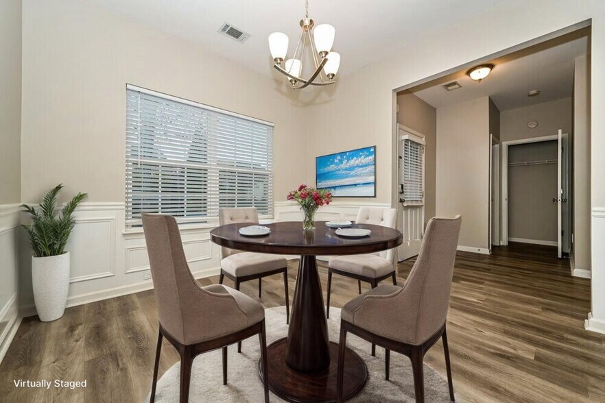 Building Photo - 1281 Winwood Dr