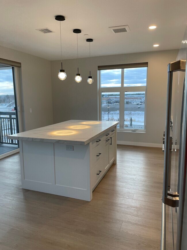 Building Photo - 18 Artisan Dr