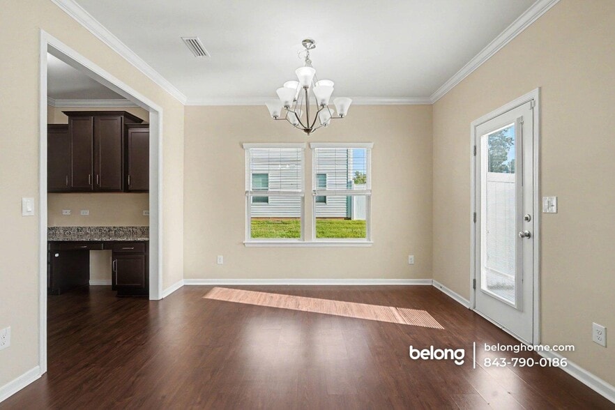 Building Photo - 447 Tayberry Ln