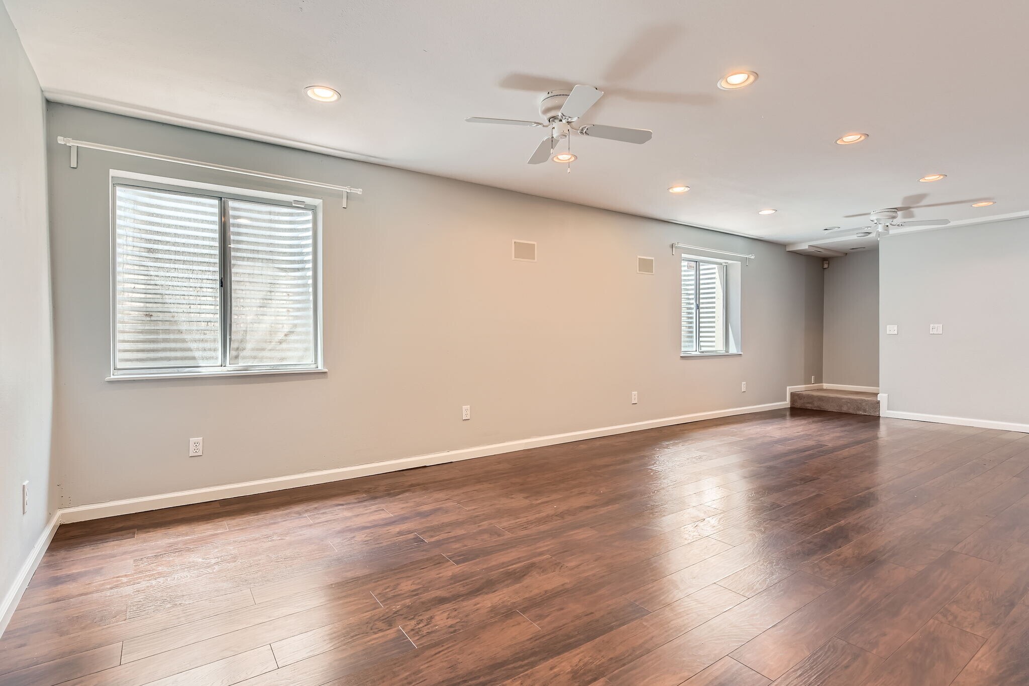 Building Photo - 8750 Redwing Ave
