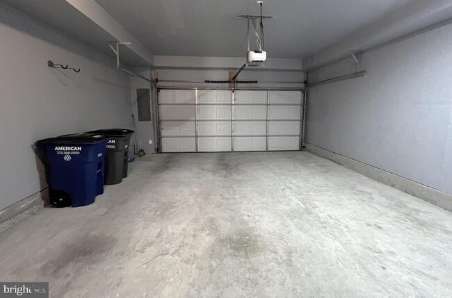 Building Photo - 22296 Philanthropic Dr