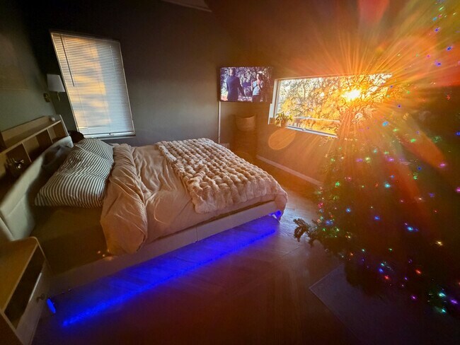 Building Photo - Foxhall Court