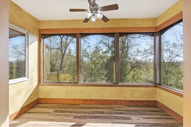 Building Photo - 102 N Gaw St