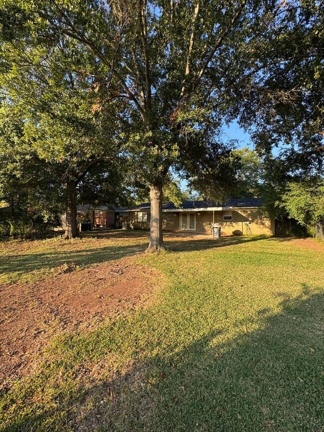 Building Photo - Rental Property in Bossier City