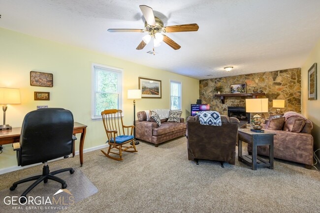 Building Photo - 9577 Winding Way Ln
