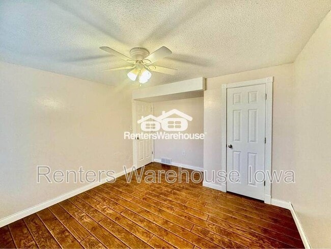 Building Photo - 275 Christopher Ave