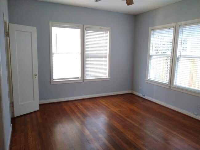 Building Photo - 1722 Haver St