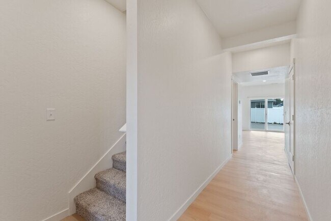 Building Photo - 19308 E Sprague Ave